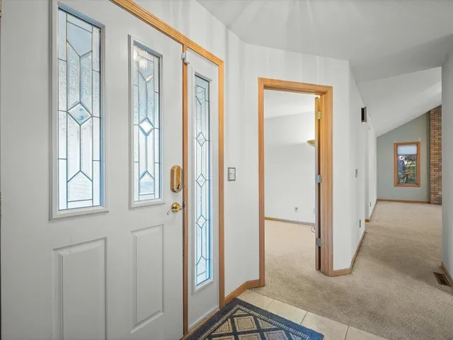 $319,000 | 1969 Baintree Road, Lake Summerset, IL 61019