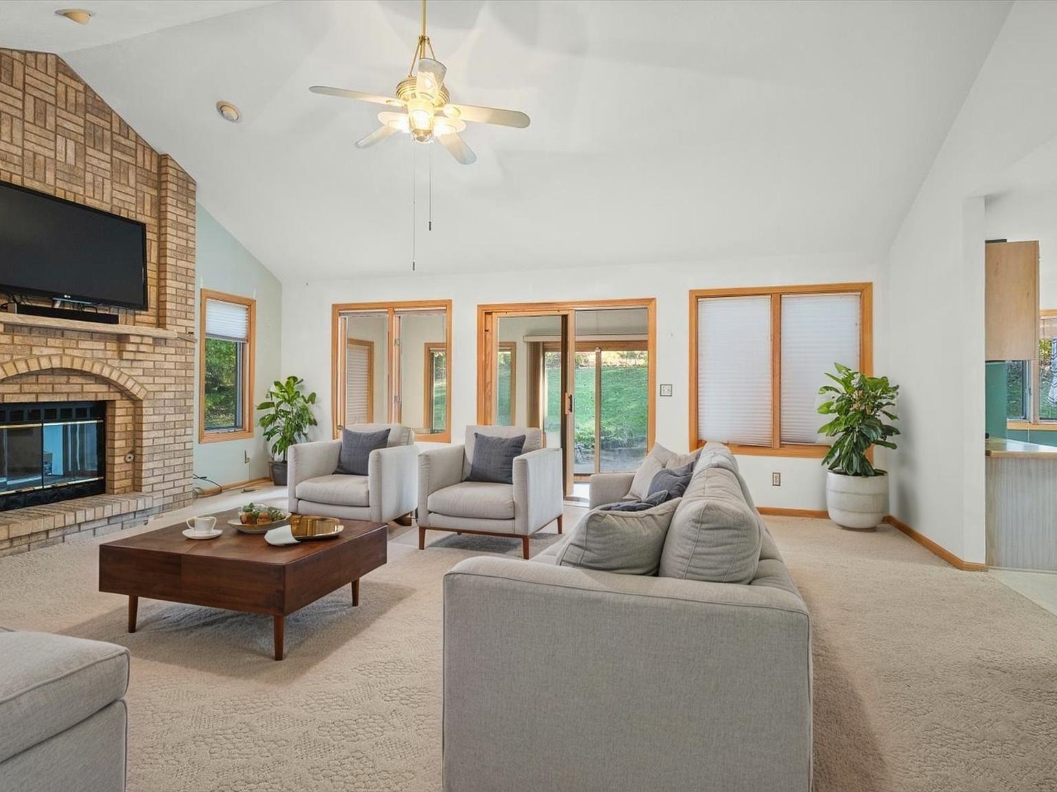 1969 Baintree Road Lake Summerset, IL 61019 - Photo 7 of 42