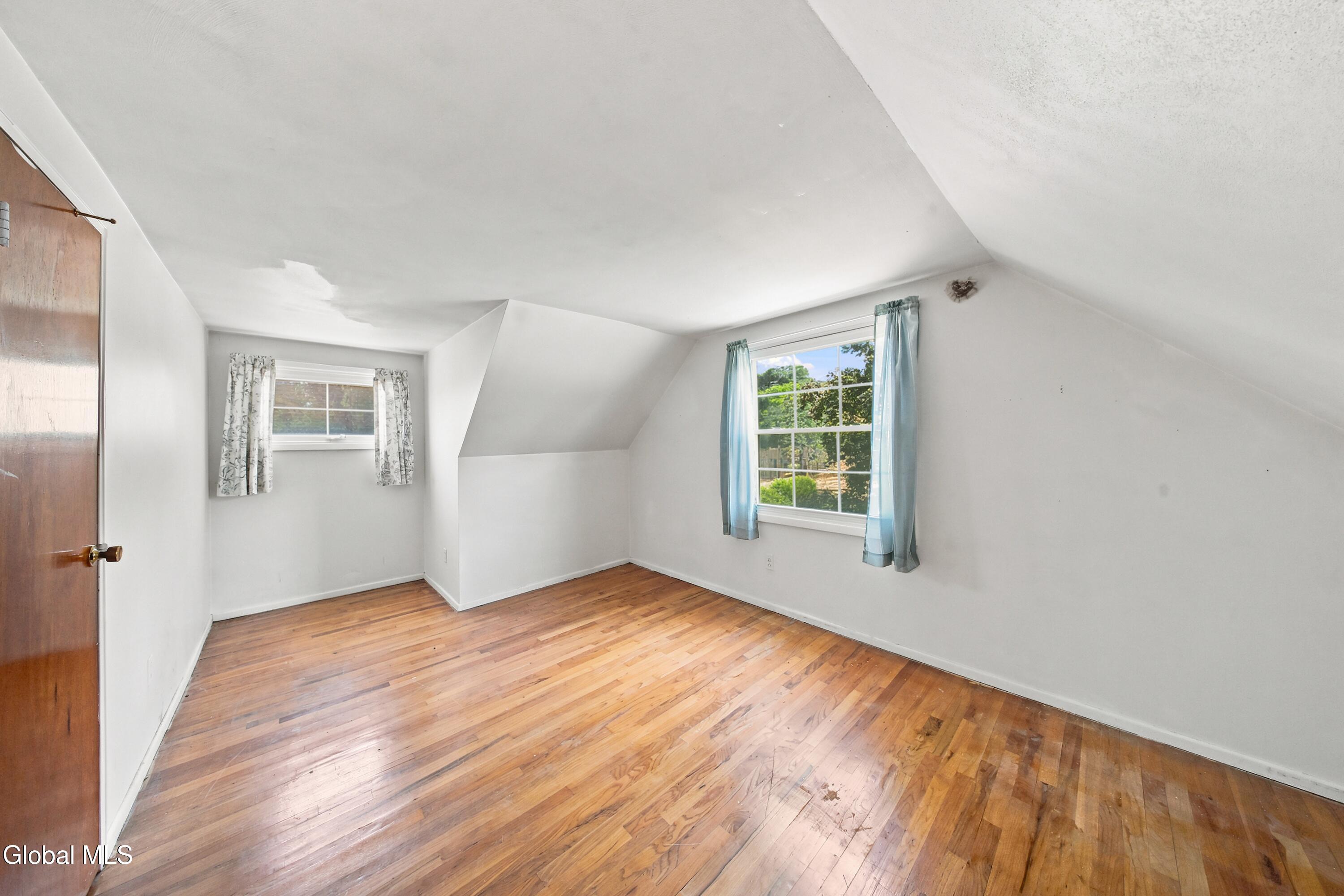 2 O'neil Street Troy, NY 12180 - Photo 16 of 34 15