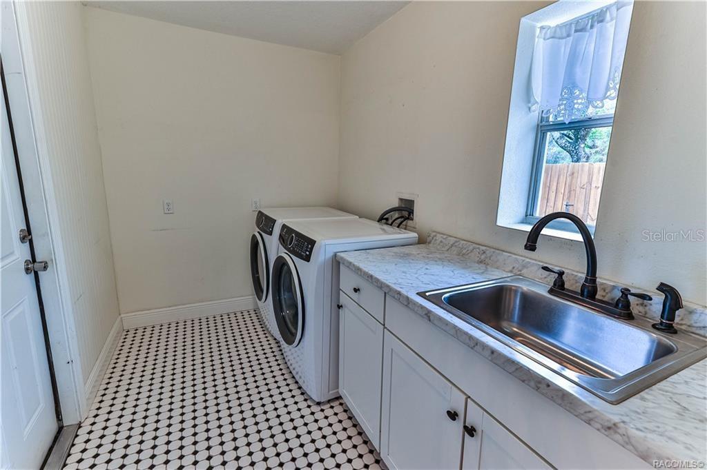 110 North Rooks Avenue Inverness, FL 34453 - Photo 28 of 34