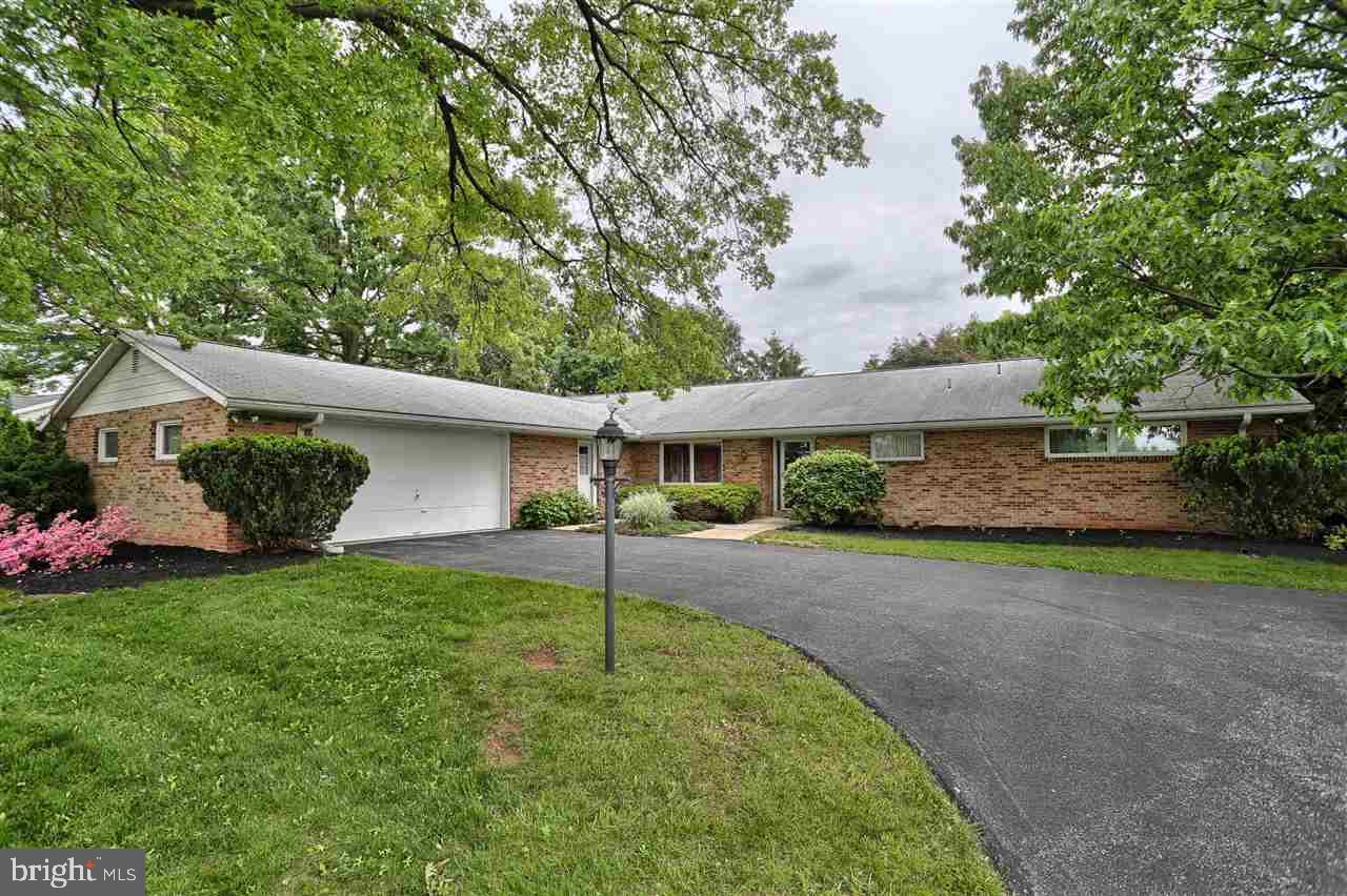 1830 Lilac Road York, PA 17408 - Photo 1 of 36