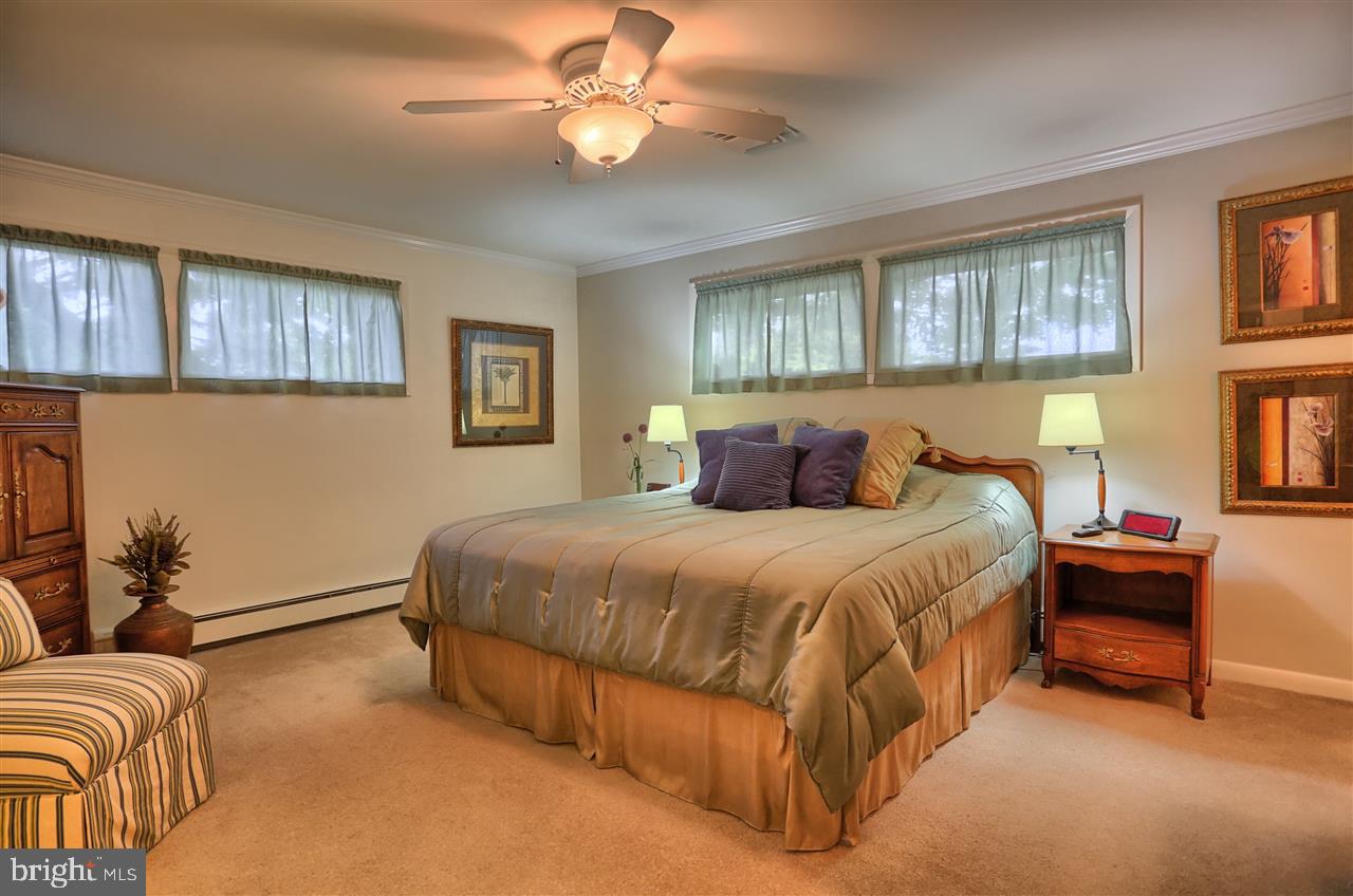 1830 Lilac Road York, PA 17408 - Photo 20 of 36