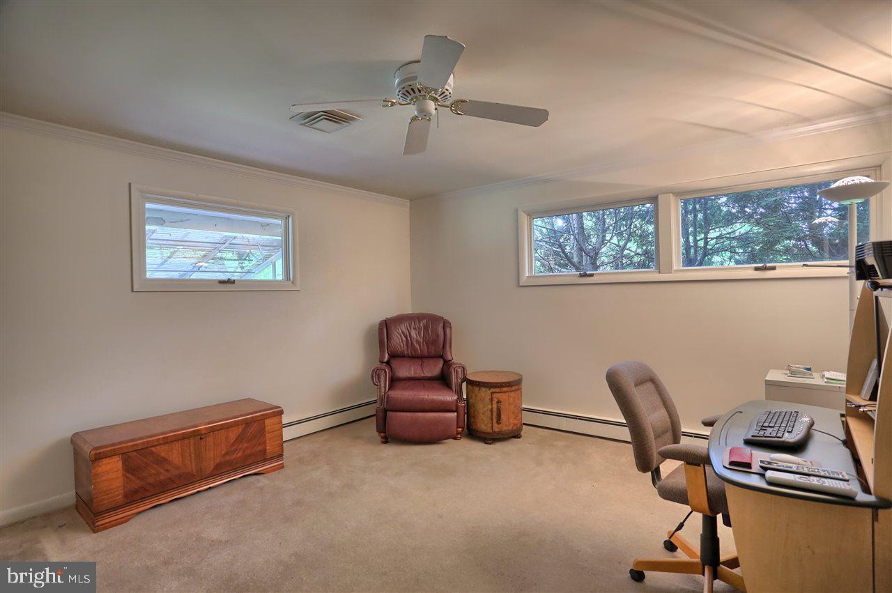 1830 Lilac Road York, PA 17408 - Photo 22 of 36