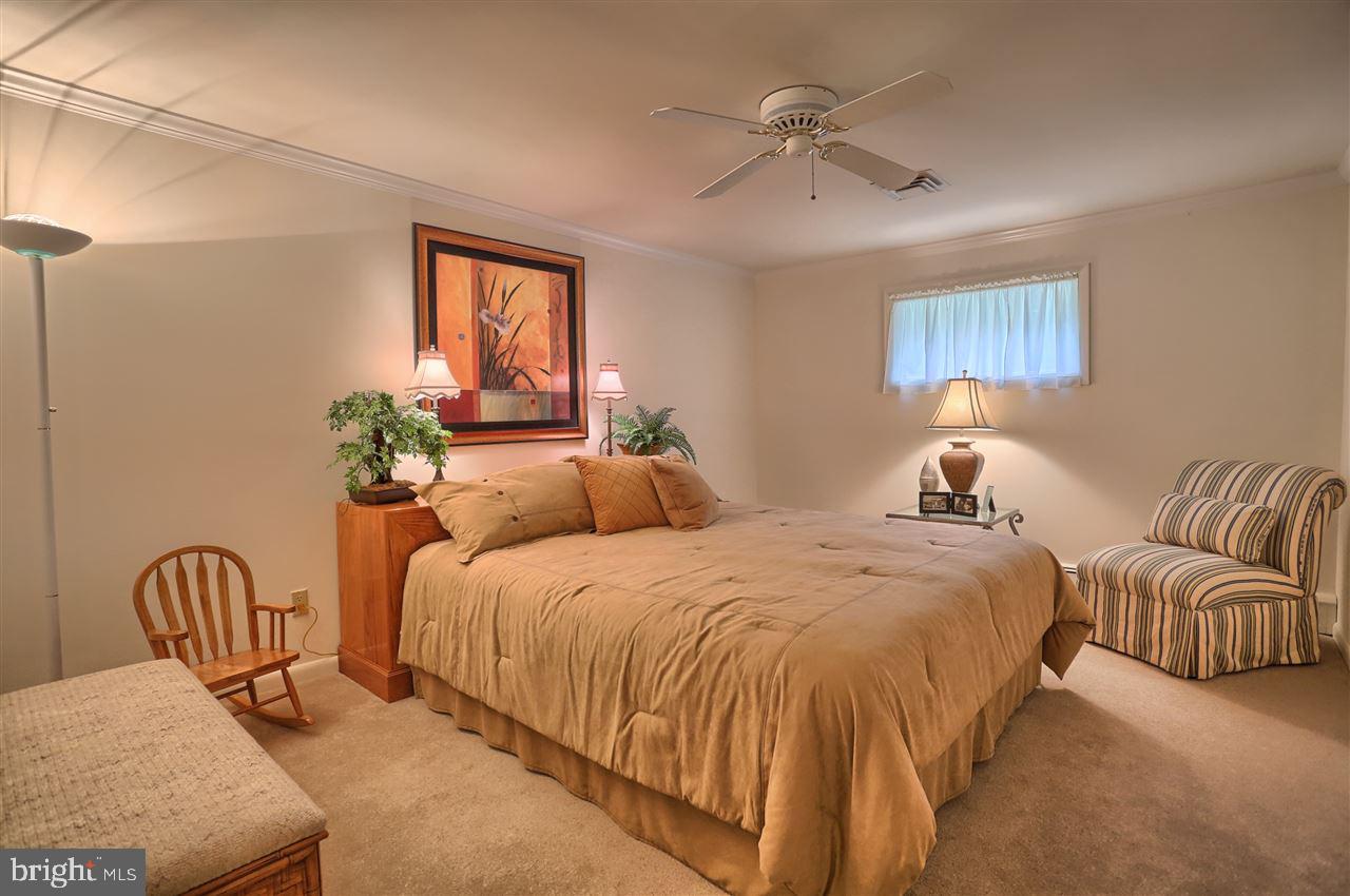 1830 Lilac Road York, PA 17408 - Photo 23 of 36