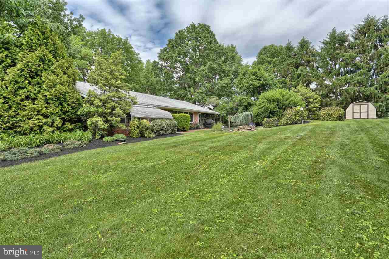 1830 Lilac Road York, PA 17408 - Photo 34 of 36