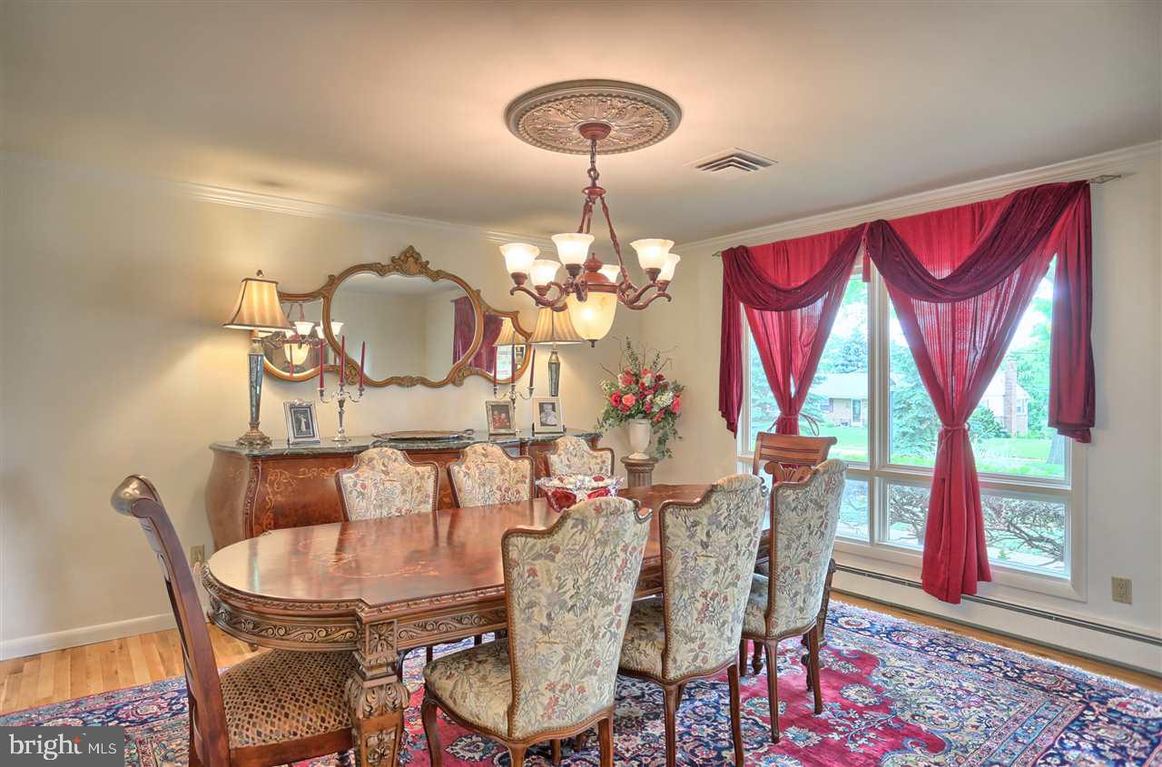 1830 Lilac Road York, PA 17408 - Photo 10 of 36