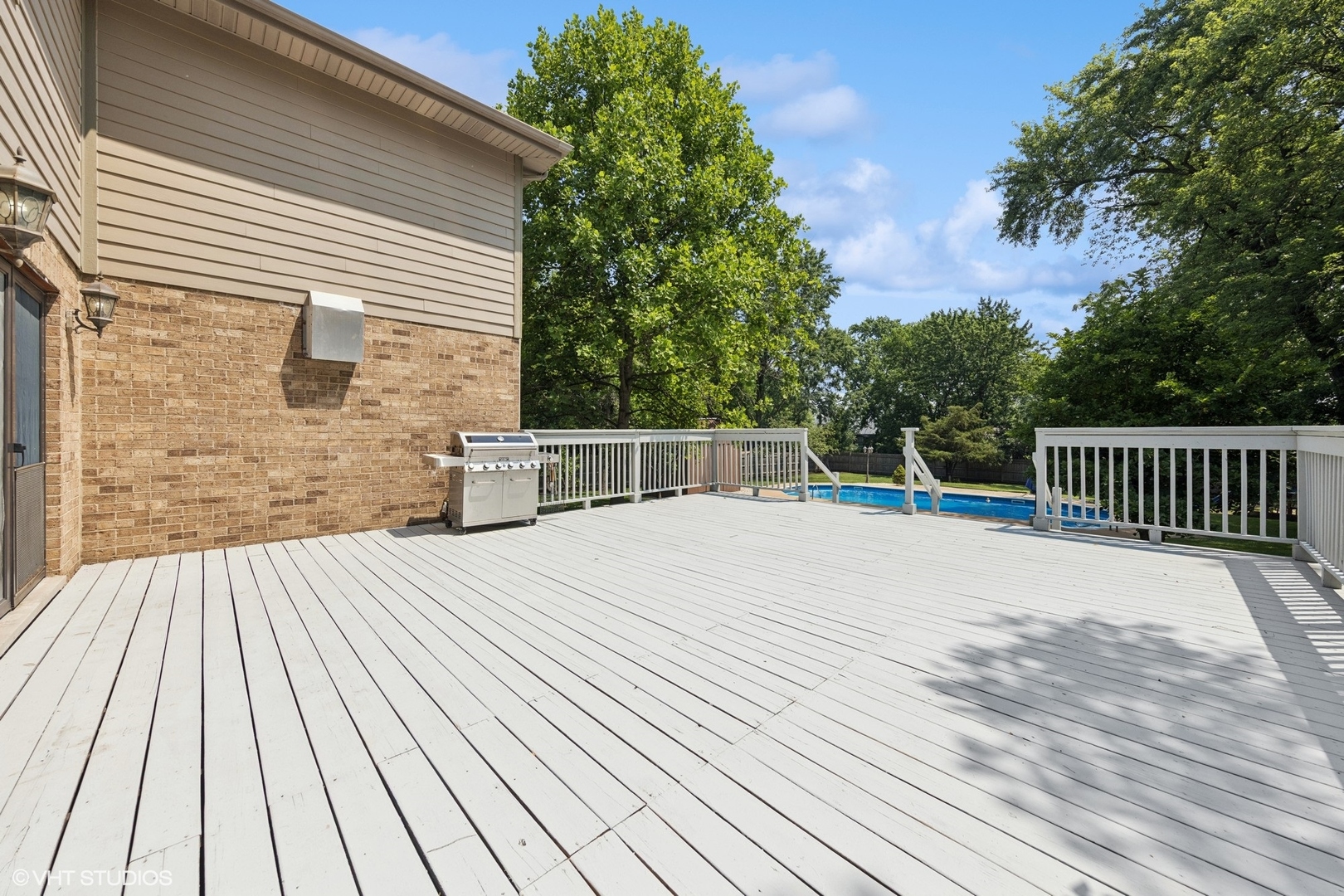 6001 Wolf Road La Grange Highlands, IL 60525 - Photo 27 of 34