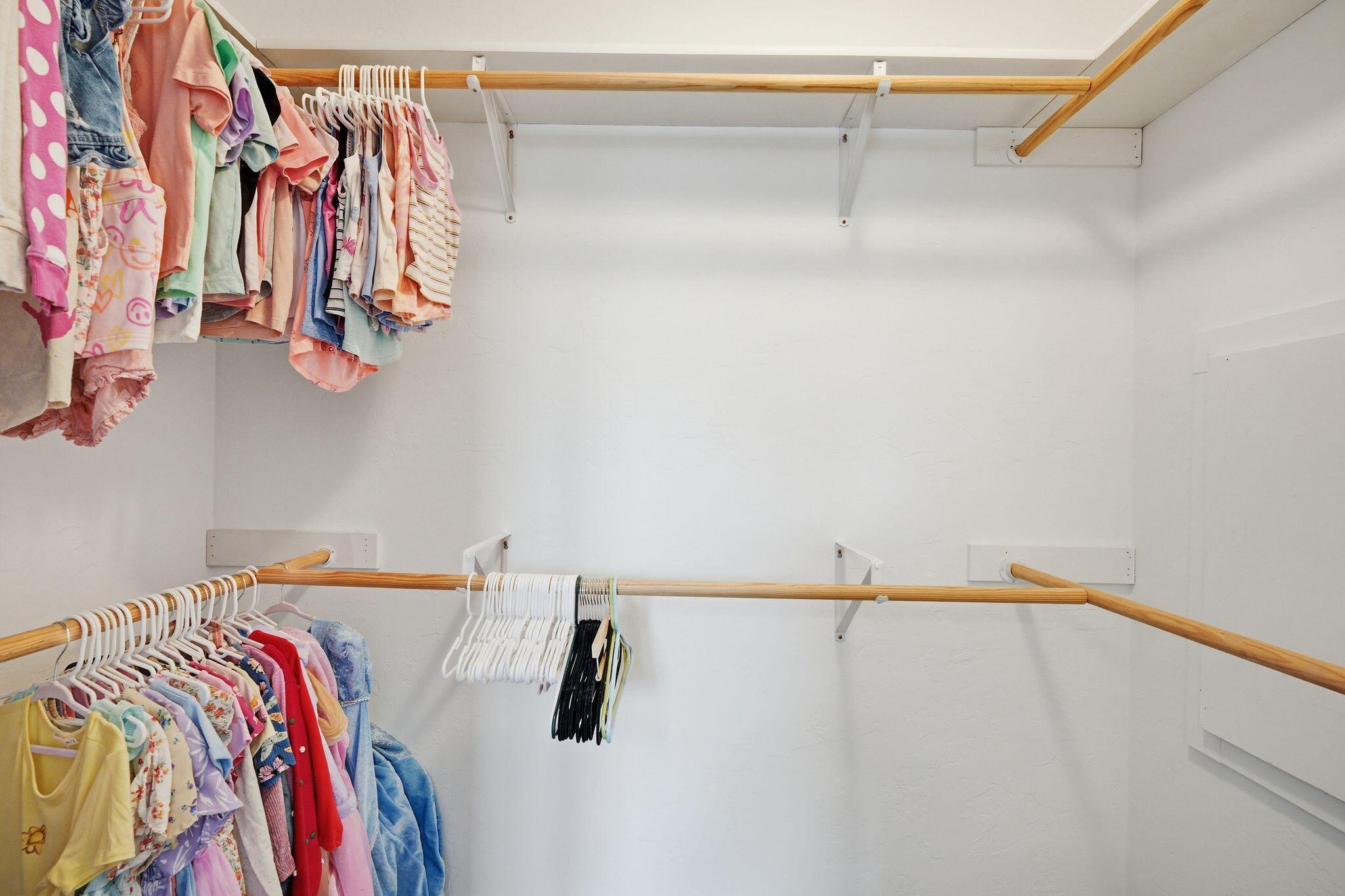 307 Scuppernong Circle Dousman, WI 53118 - Photo 20 of 39 Bedroom 2 WIC