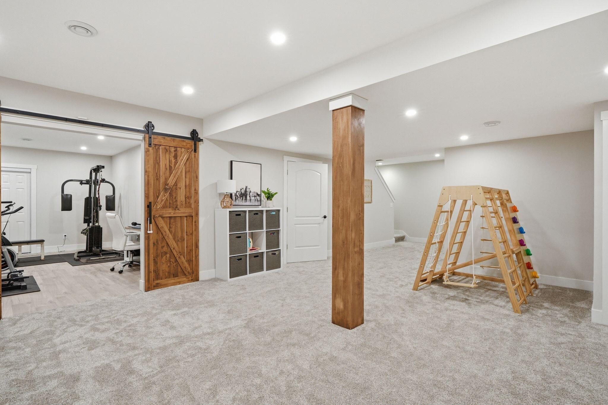 307 Scuppernong Circle Dousman, WI 53118 - Photo 26 of 39 LL Rec Room