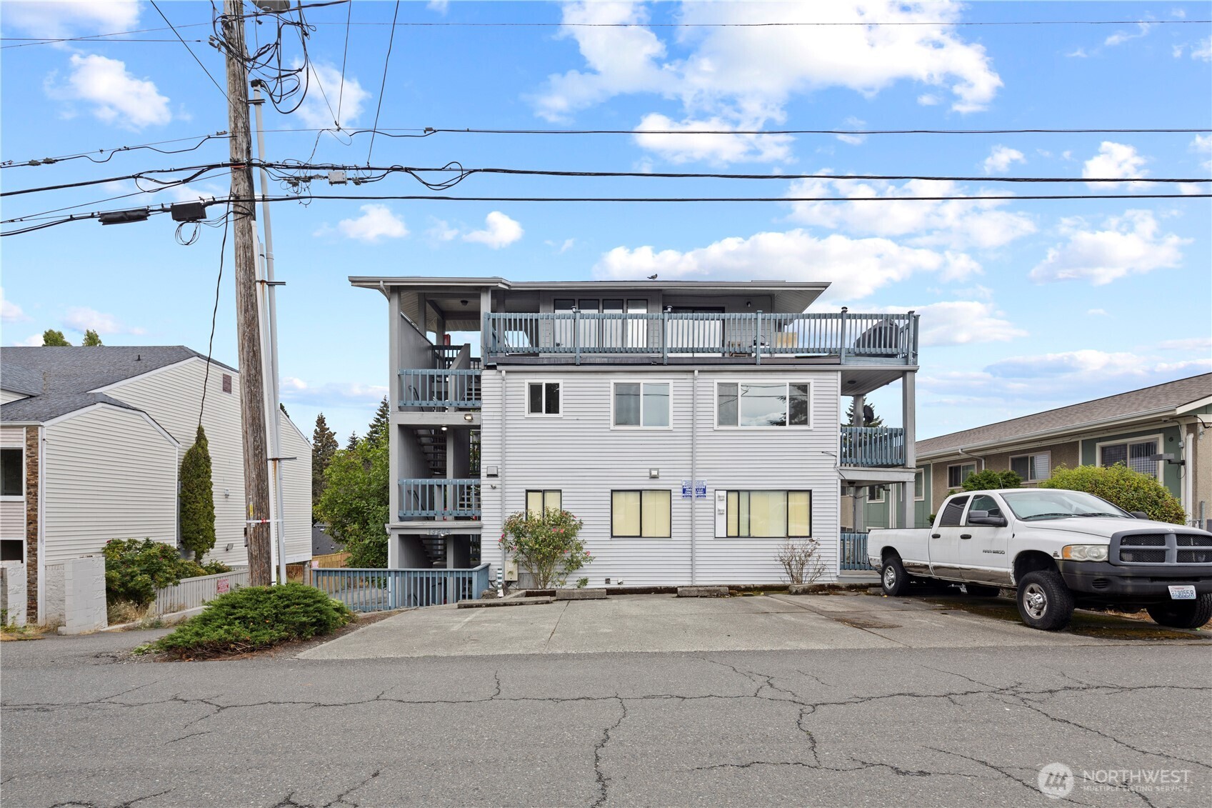 13204 12th Avenue Southwest Burien, WA 98146 - Photo 29 of 37 Gallery Image 29