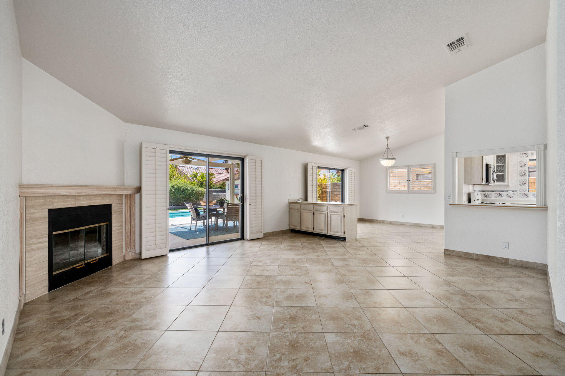 67885 Reed Circle Cathedral City, CA 92234 - Photo 11 of 43 68-web-or-mls-068A9068