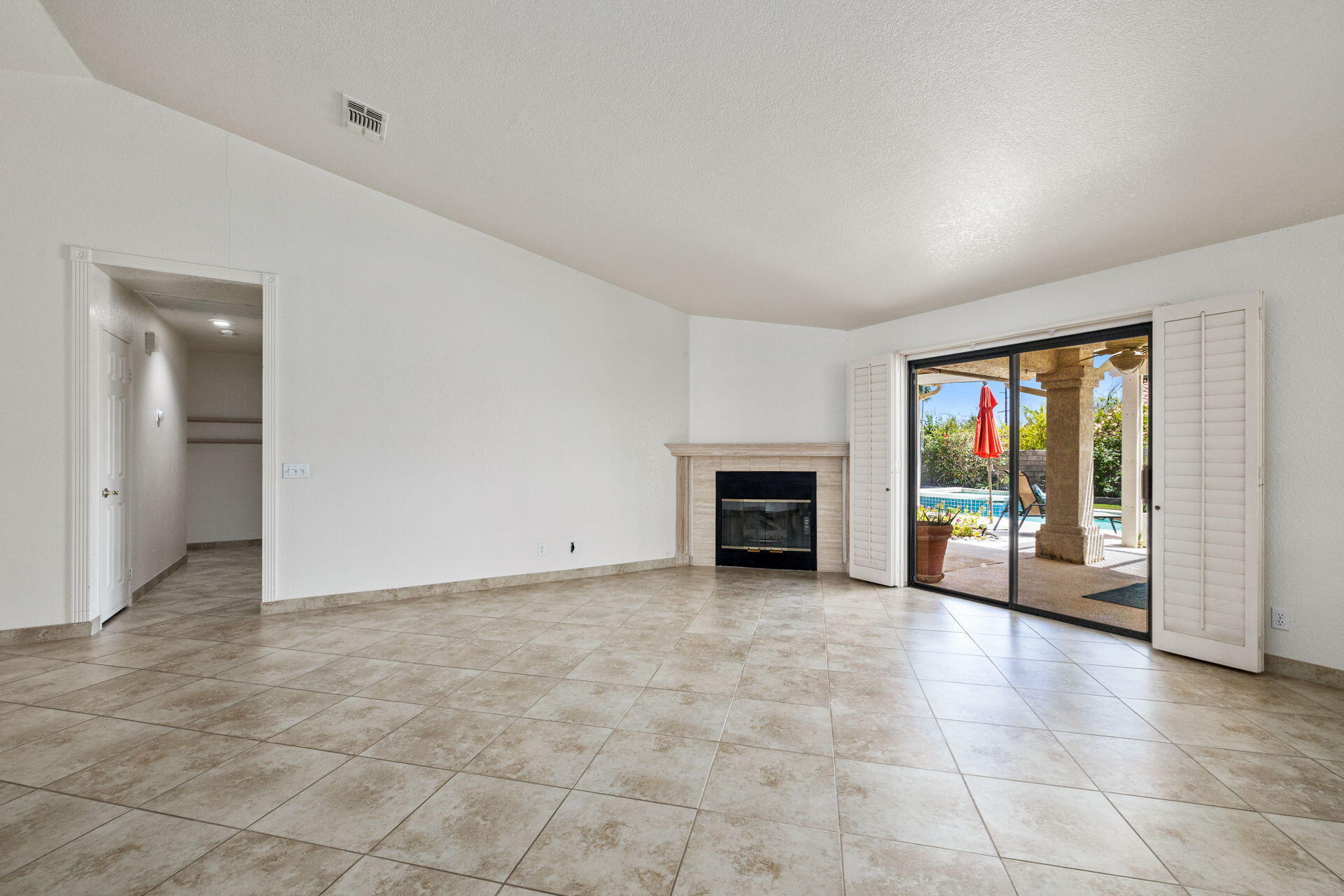 67885 Reed Circle Cathedral City, CA 92234 - Photo 12 of 43 77-web-or-mls-068A9114