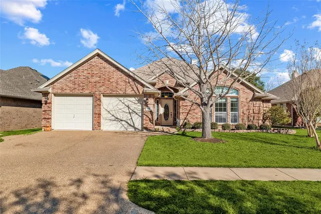 $405,000 | 4207 Fox Court, Arlington, TX 76001