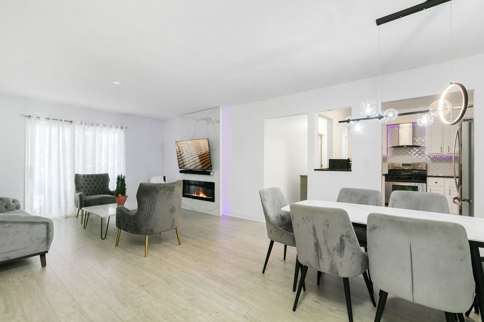 565 Maple Avenue, Unit 8 Lisle, IL 60532 - Photo 3 of 17