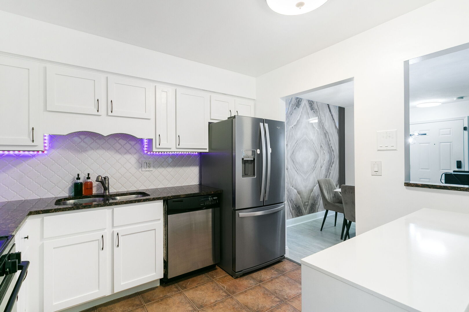 565 Maple Avenue, Unit 8 Lisle, IL 60532 - Photo 7 of 17