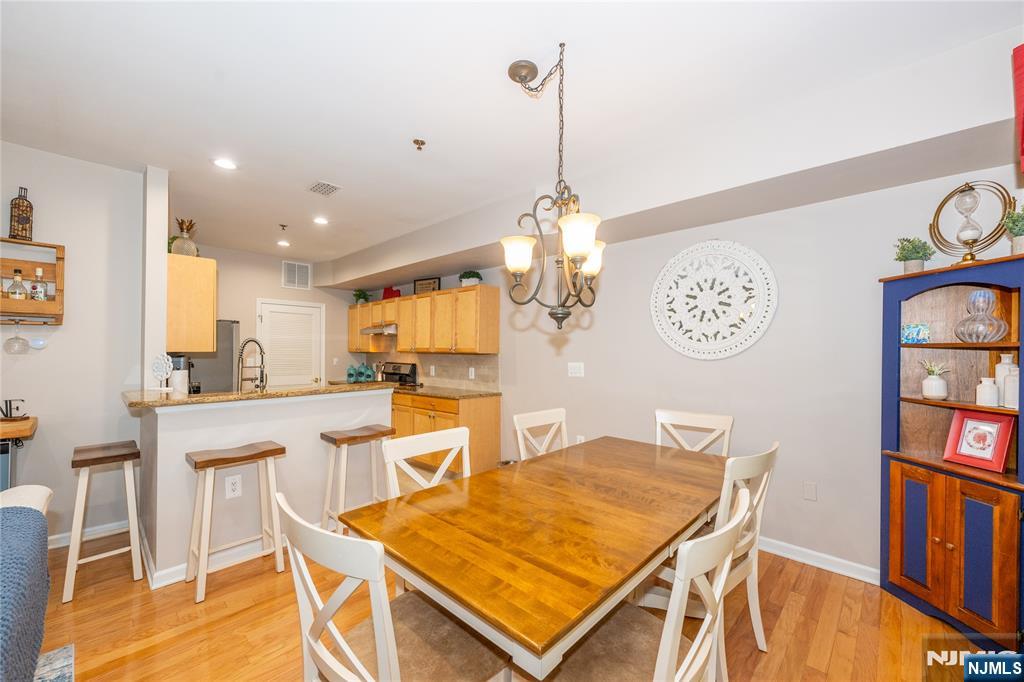 30-08 Federal Hill Road, Unit 8 Pompton Lakes, NJ 07442 - Photo 16 of 34