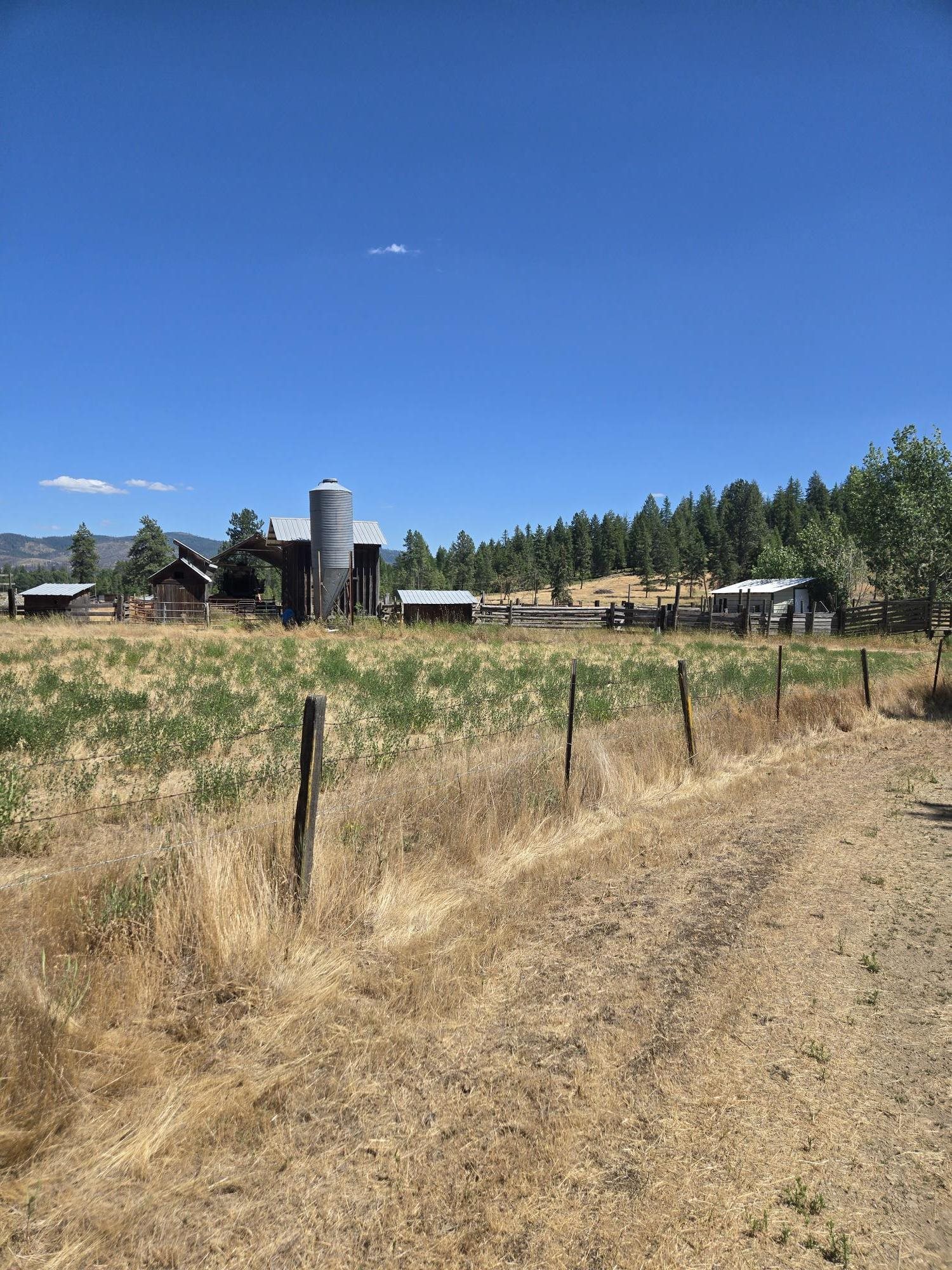 11512 East Bridges Road Elk, WA 99009 - Photo 24 of 30