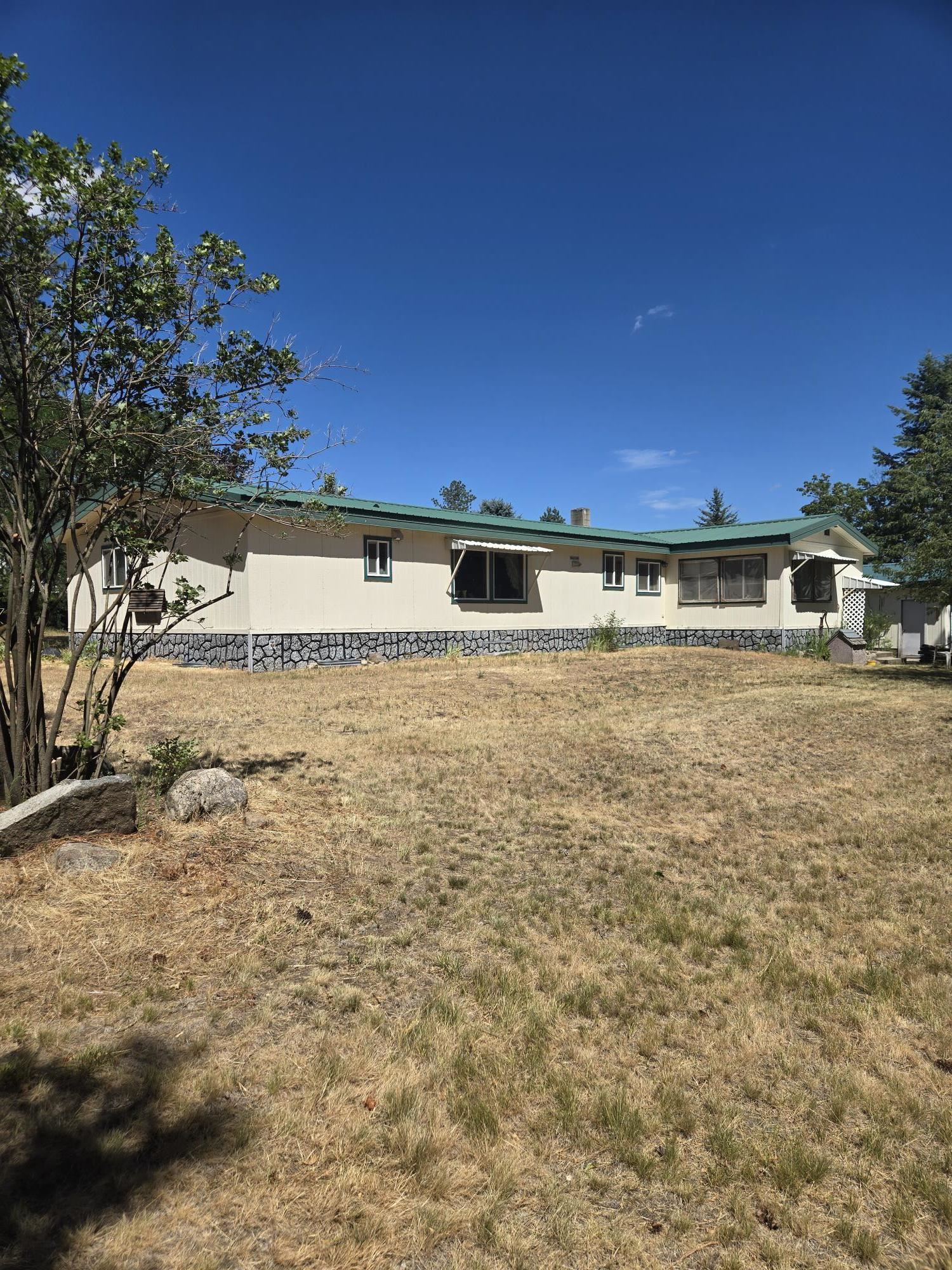 11512 East Bridges Road Elk, WA 99009 - Photo 4 of 30