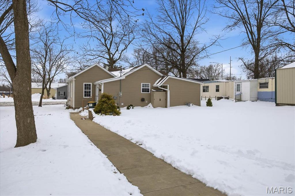 231 Franklin Street Carlyle, IL 62231 - Photo 30 of 49