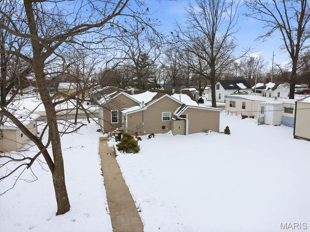 231 Franklin Street Carlyle, IL 62231 - Photo 41 of 49