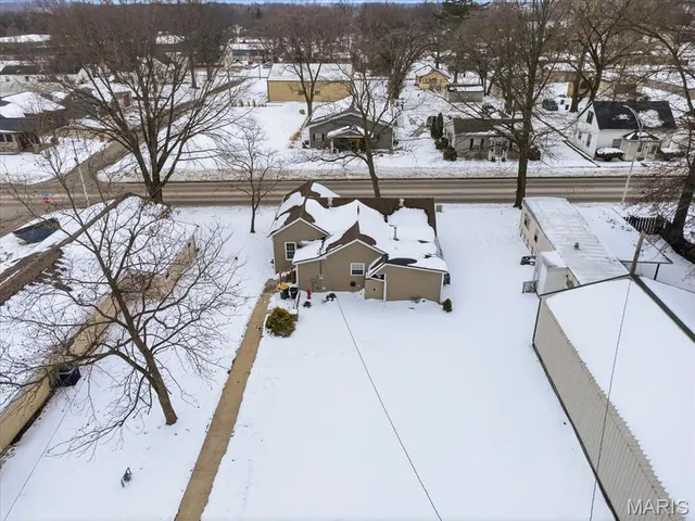 $159,900 | 231 Franklin Street, Carlyle, IL 62231