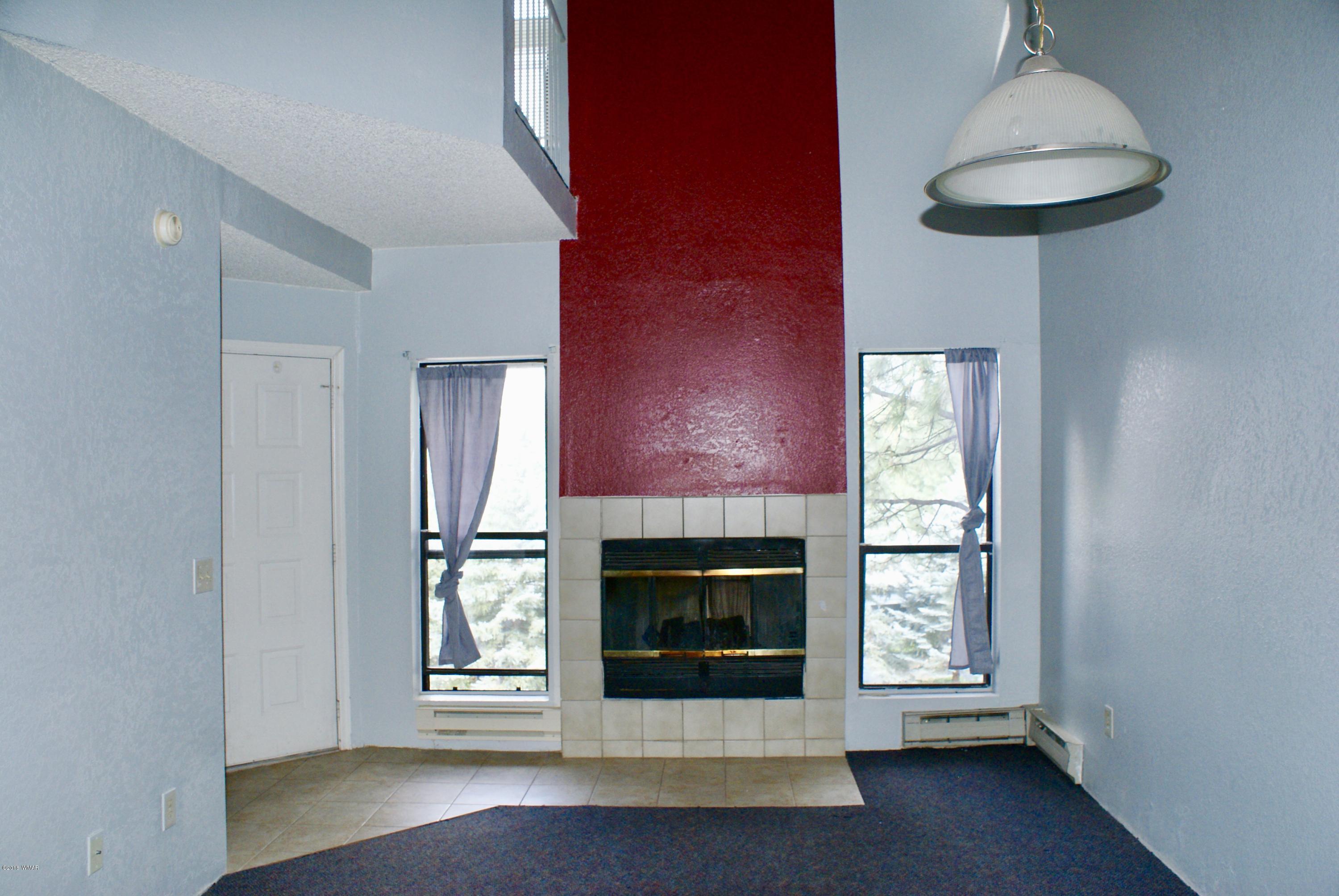 1121 South White Mountain Road Show Low, AZ 85901 - Photo 11 of 27