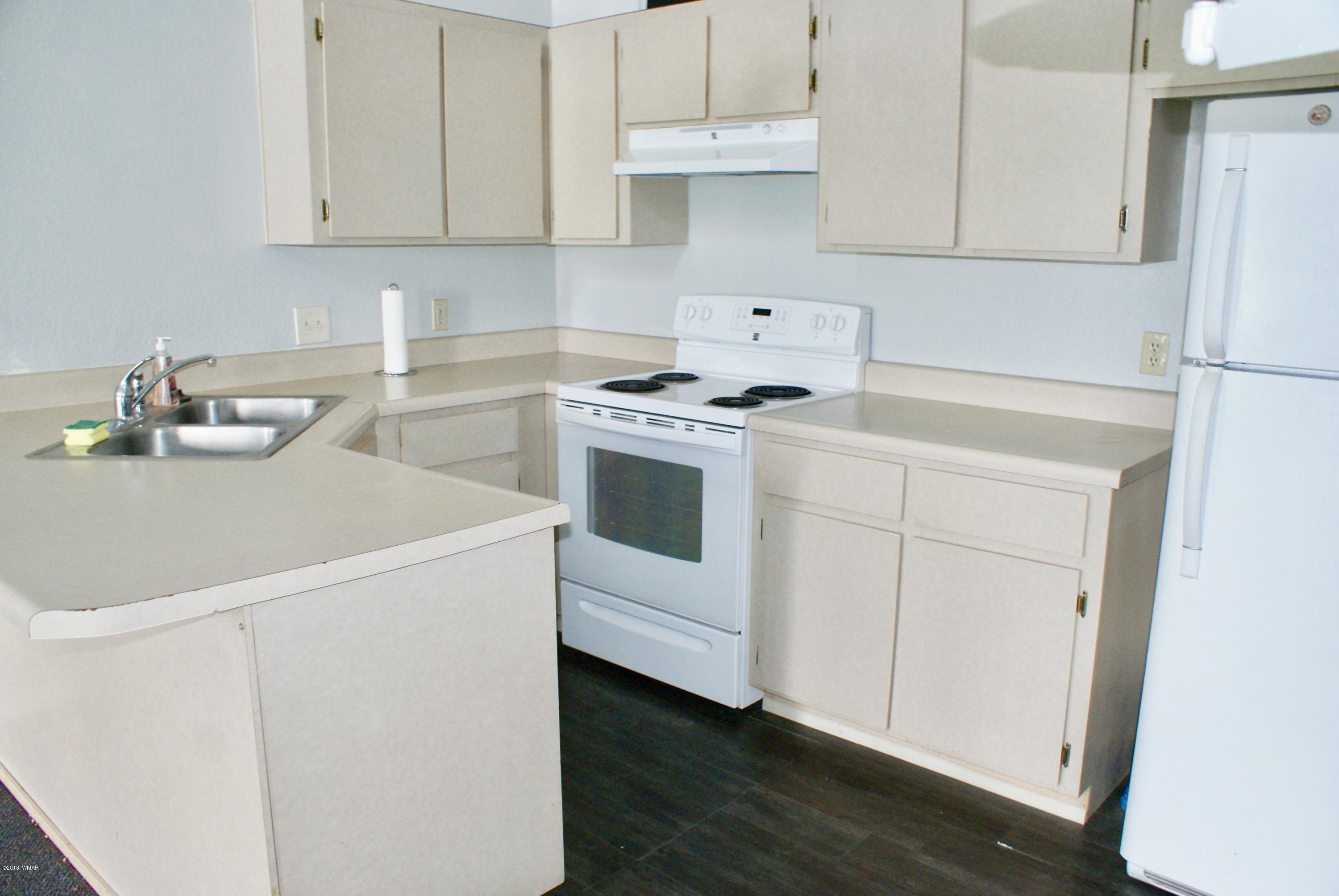 1121 South White Mountain Road Show Low, AZ 85901 - Photo 15 of 27