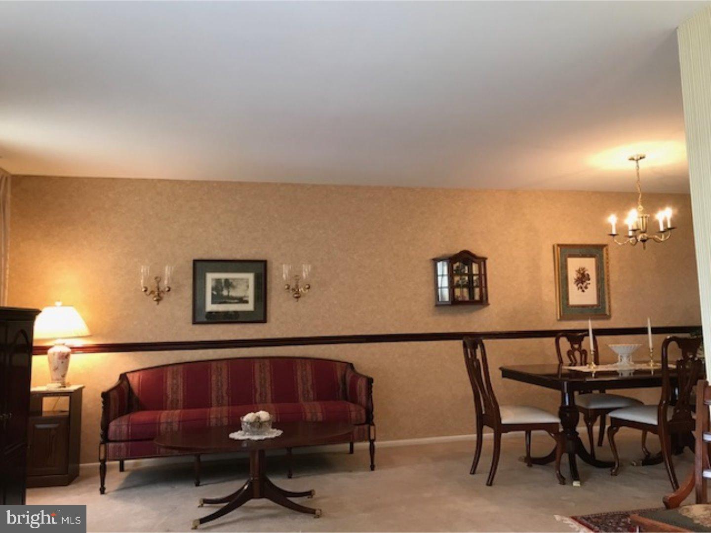 113 Greendale Road Philadelphia, PA 19154 - Photo 4 of 25