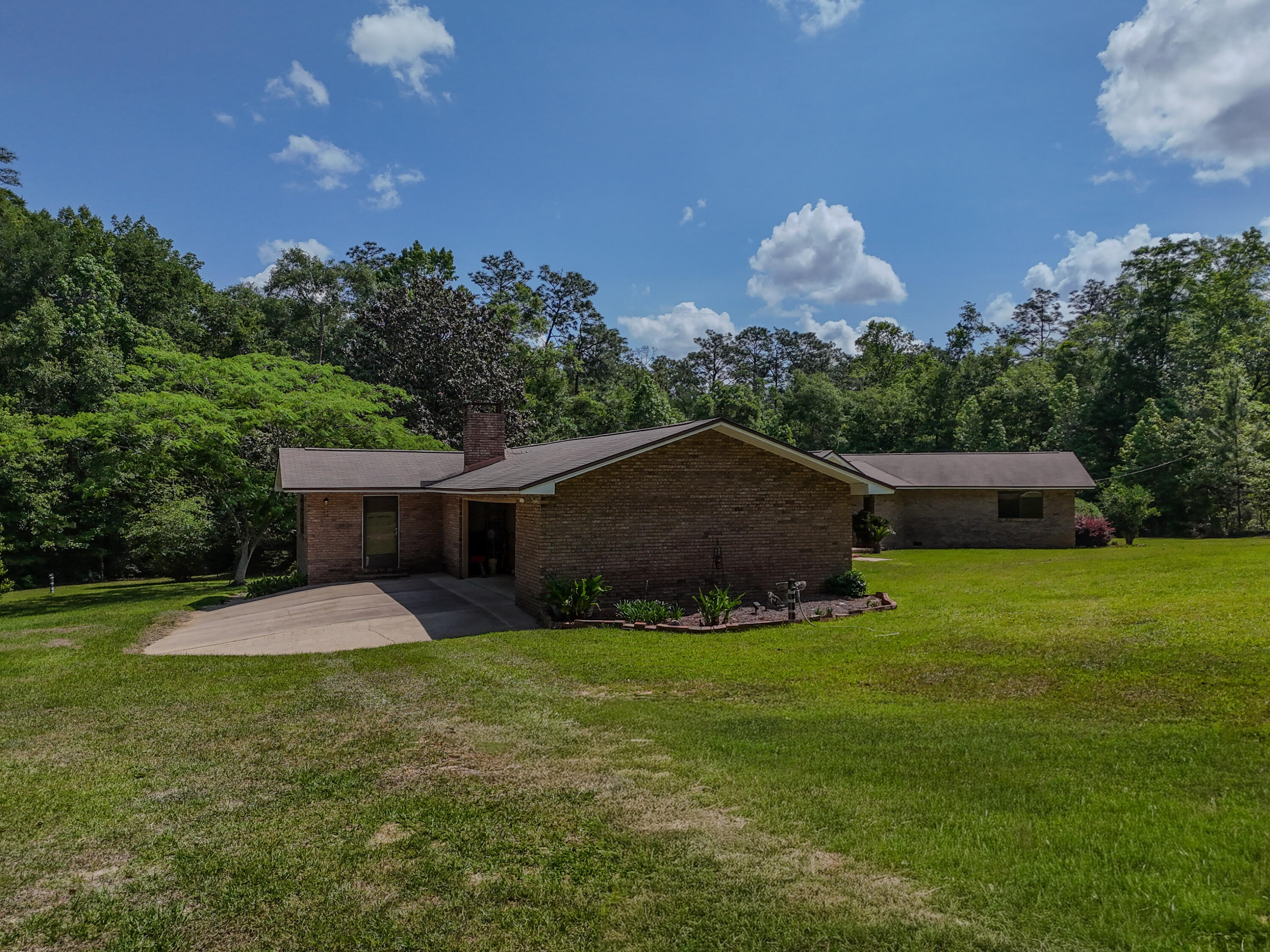 1186 Pine Forest Road Chipley, FL 32428 - Photo 19 of 75 Exterior