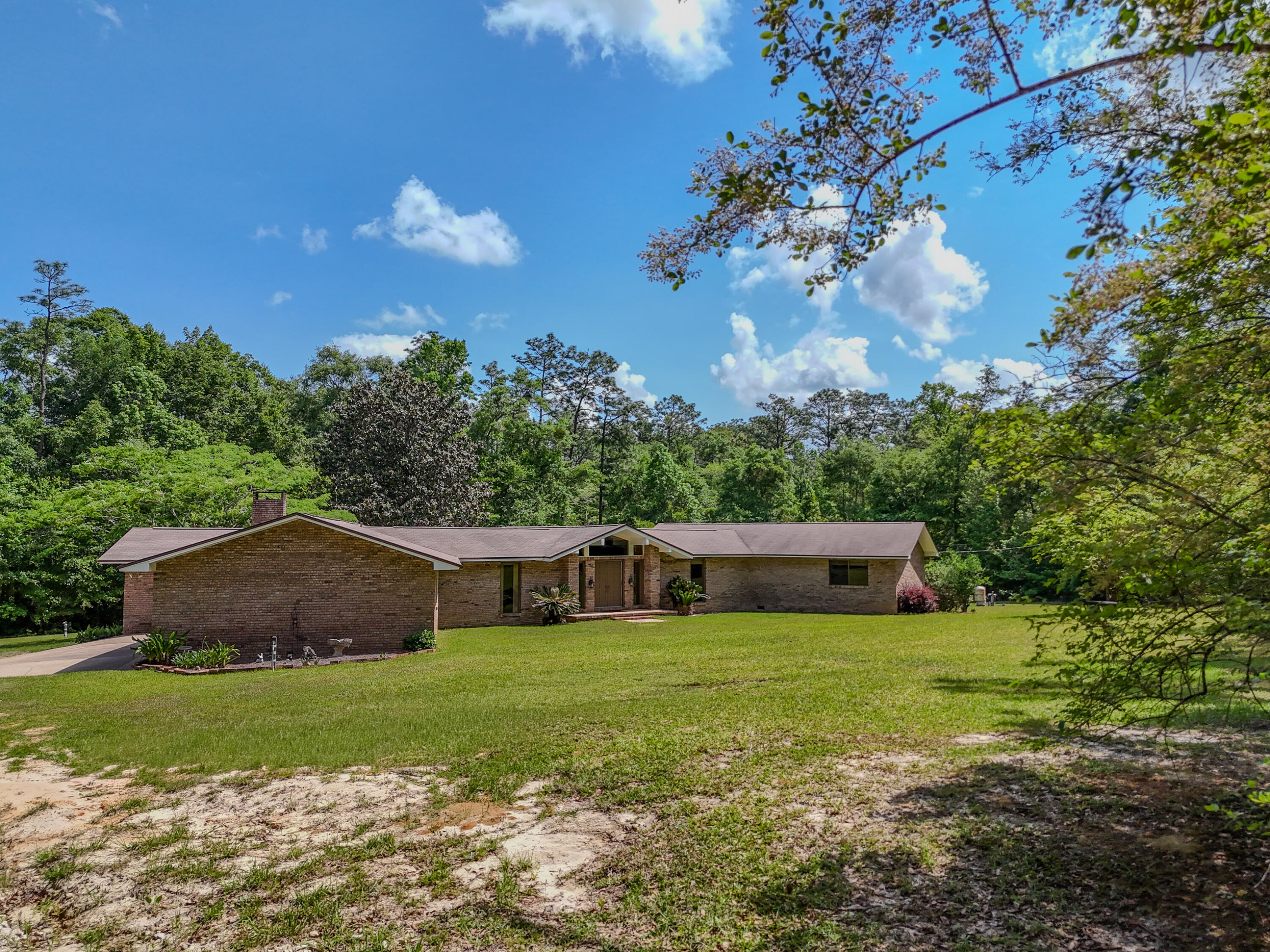 1186 Pine Forest Road Chipley, FL 32428 - Photo 23 of 75 Exterior