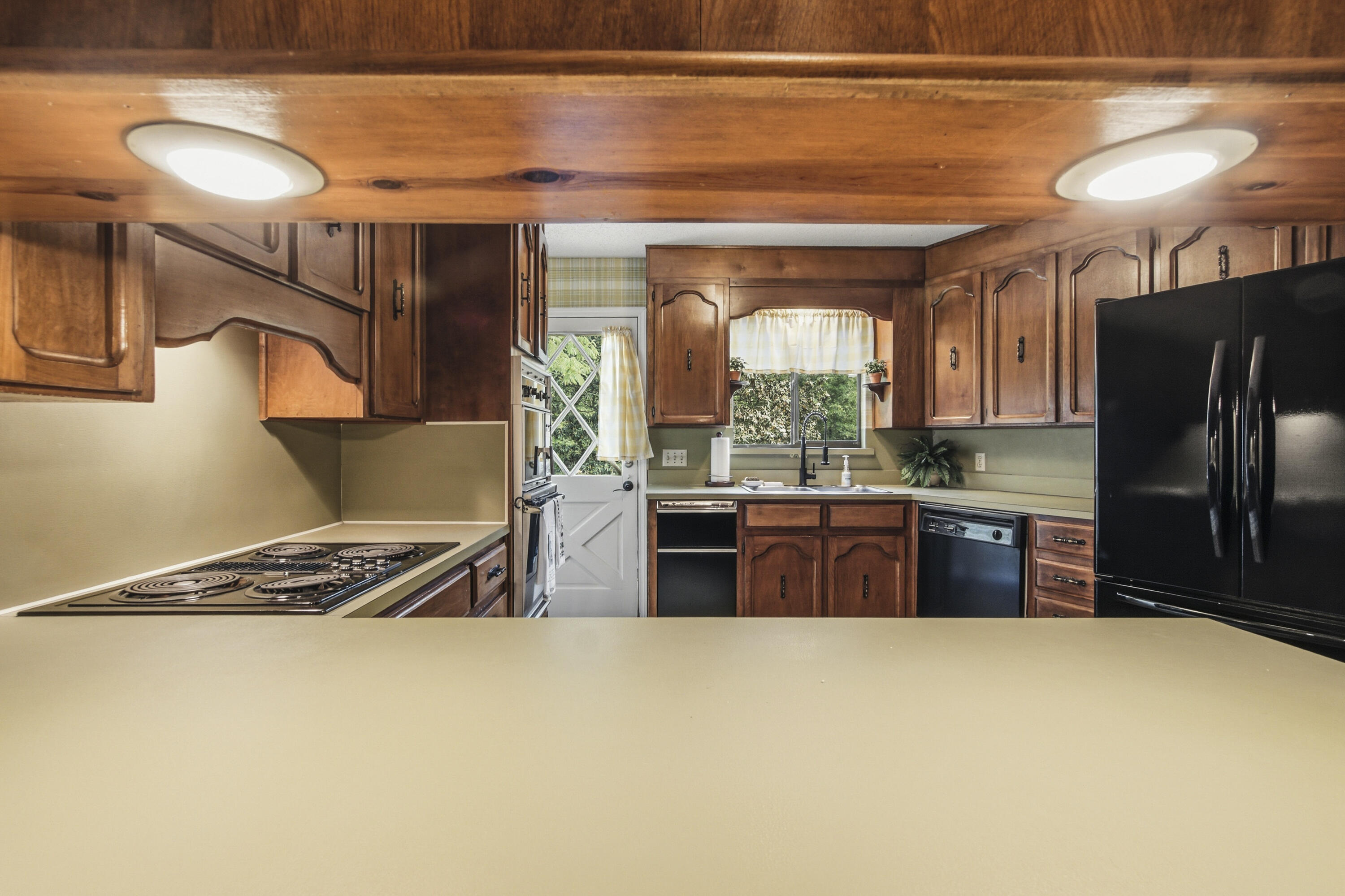 1186 Pine Forest Road Chipley, FL 32428 - Photo 36 of 75 Kitchen