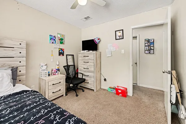 $240,000 | 18042 Garden Manor Drive, Houston, TX 77084