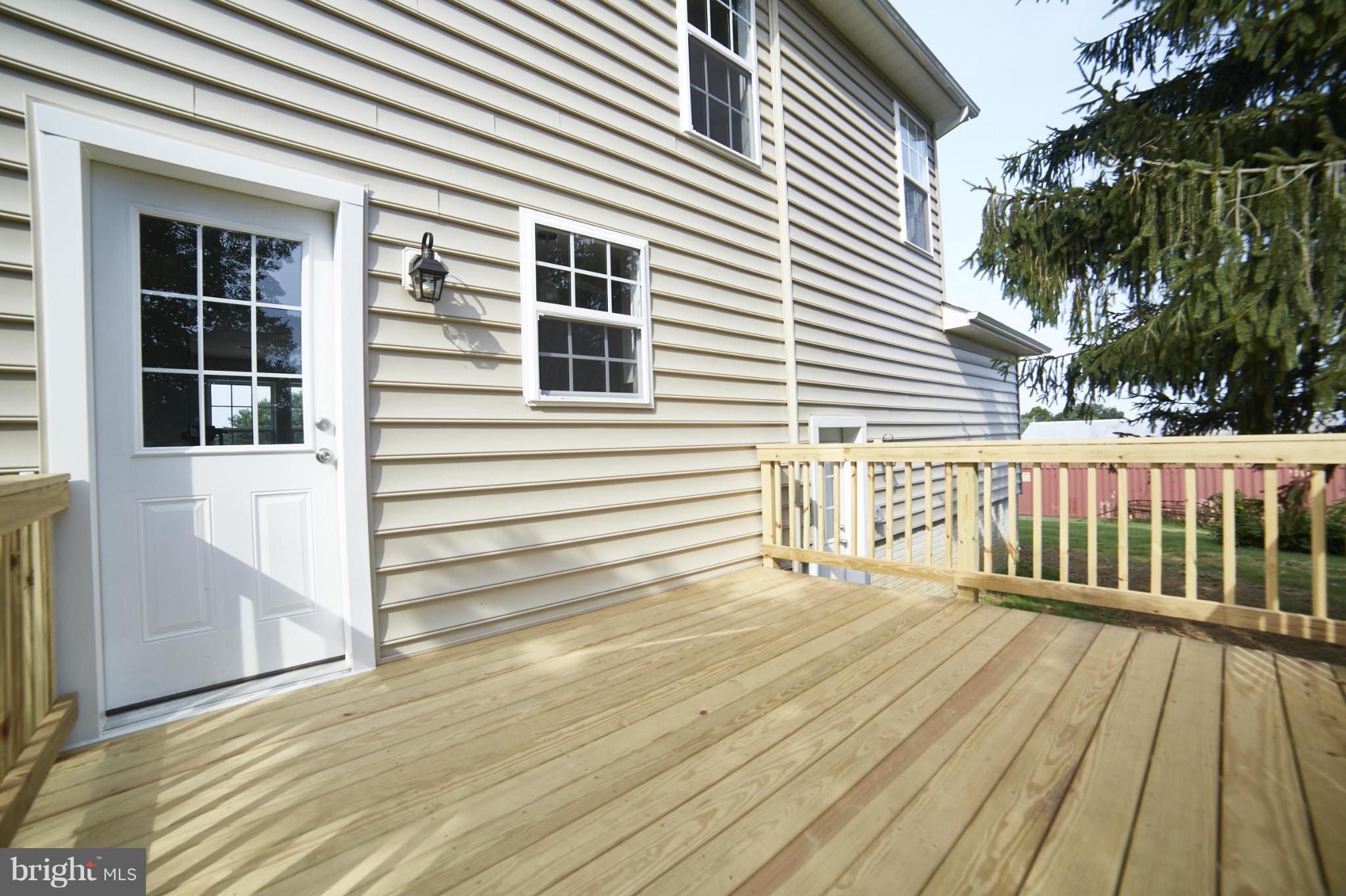 2610 Baldwin Mill Road Baldwin, MD 21013 - Photo 13 of 30 Deck Off Kitchen