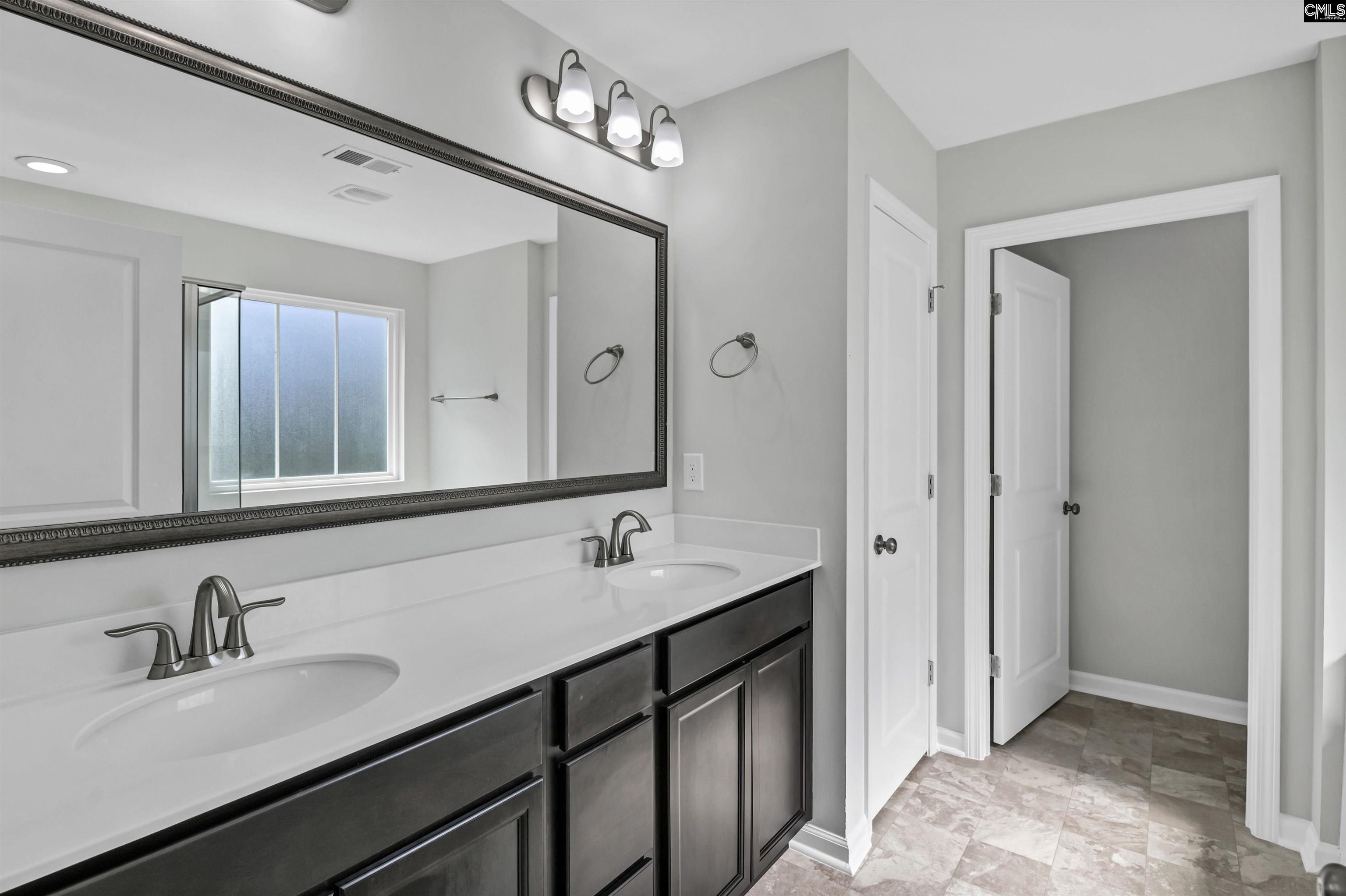 409 Crawley Lane Chapin, SC 29036 - Photo 7 of 50