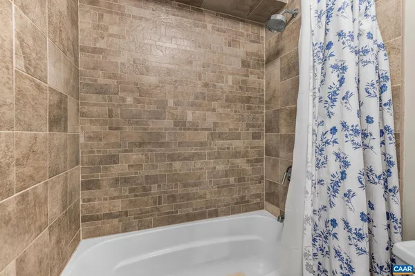 $839,000 | 4245 Woodthrush Lane, Barboursville, VA 22923