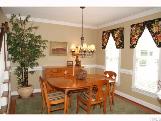 2228 Laurel Valley Way Raleigh, NC 27604 - Photo 3 of 12 Gallery Image 3