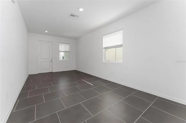 $220 | 7728 Stone Crk Trail, Kissimmee, FL 34747