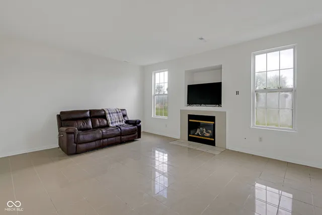 $312,000 | 10142 Ironway Drive, Indianapolis, IN 46239