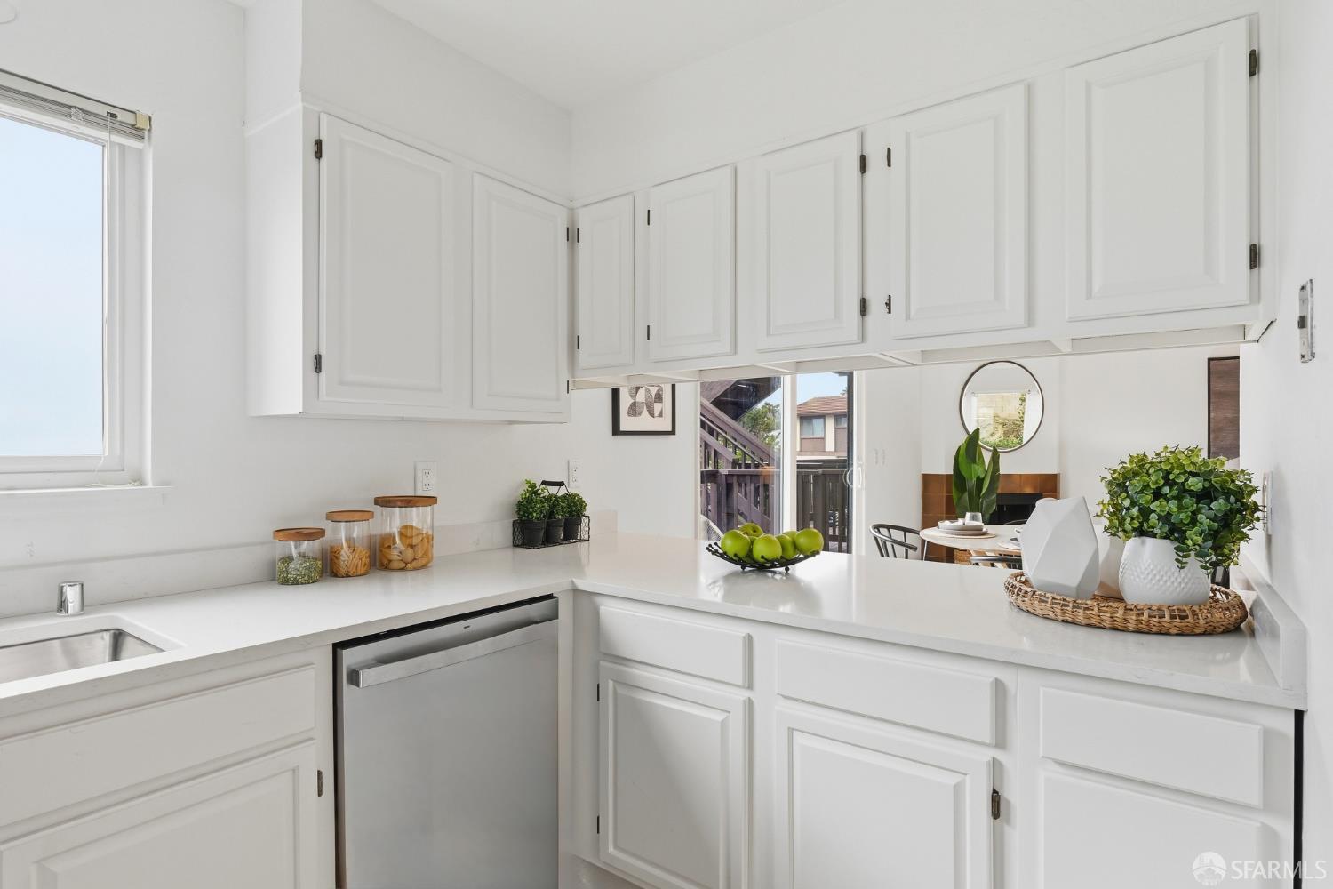 504 Monterey Road, Unit 10 Pacifica, CA 94044 - Photo 14 of 29