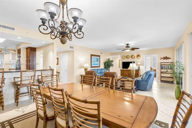 $1,075,000 | 101 Gulfview Drive, Unit 114, Islamorada, FL 33036