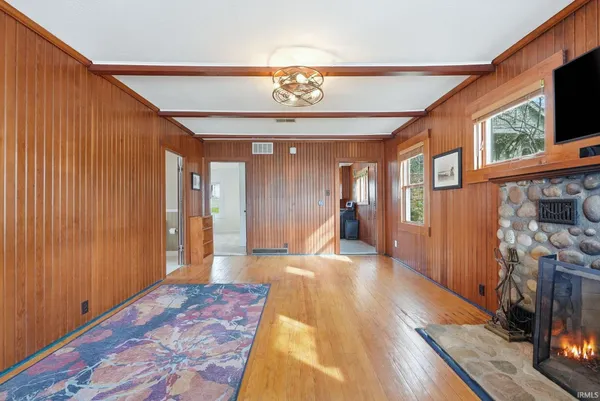 $769,900 | 6955 West North Lake Gage Drive, Angola, IN 46703