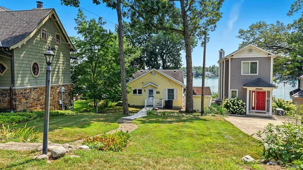 $769,900 | 6955 West North Lake Gage Drive, Angola, IN 46703