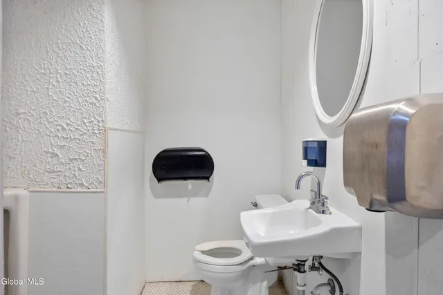 $299,000 | 1118 Broadway, Albany, NY 12204