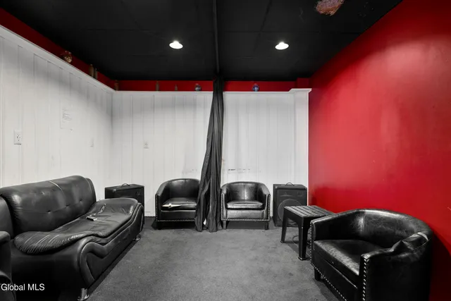 $299,000 | 1118 Broadway, Albany, NY 12204