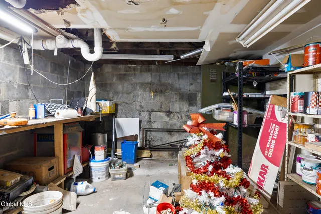 $299,000 | 1118 Broadway, Albany, NY 12204