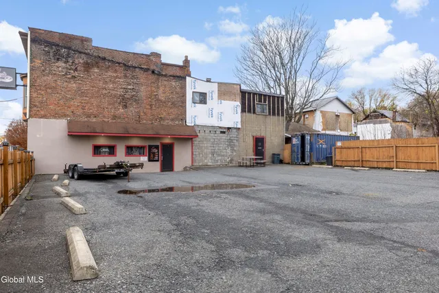 $299,000 | 1118 Broadway, Albany, NY 12204