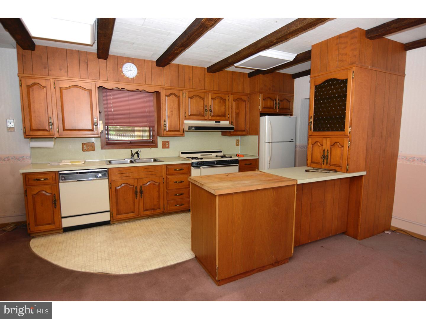 767 Mount Laurel Road Temple, PA 19560 - Photo 6 of 25 Gallery Image 6