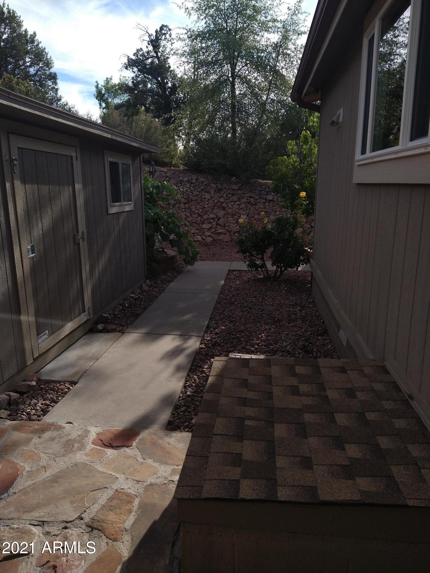 300 South Rim Rock Point Payson, AZ 85541 - Photo 17 of 40 Stone Accents