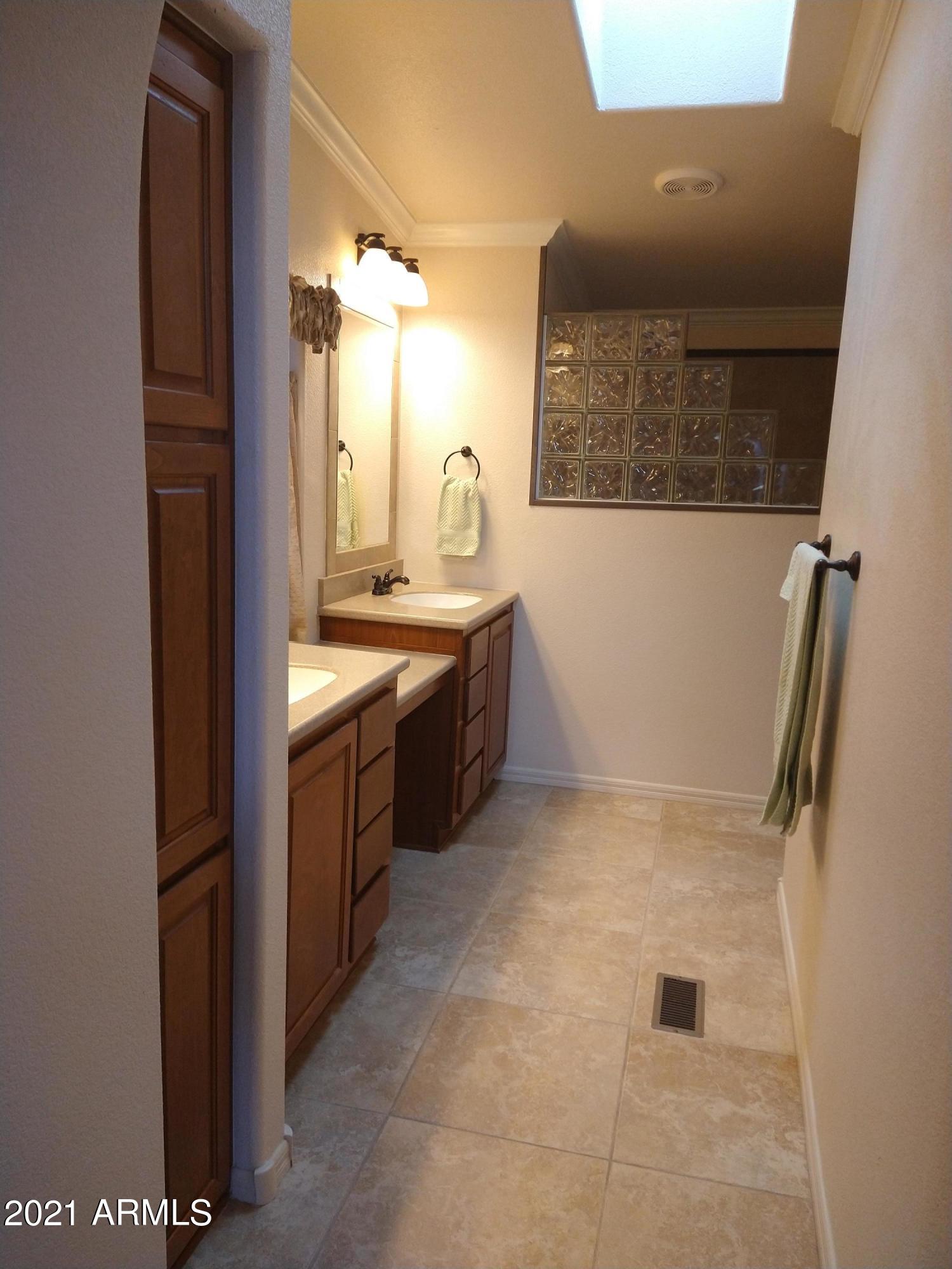 300 South Rim Rock Point Payson, AZ 85541 - Photo 38 of 40 Glass Block Shower