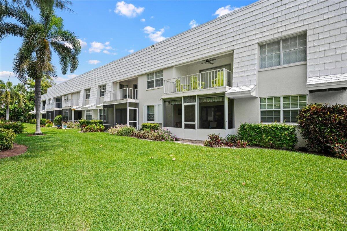 1205 Sandy Lane, Unit 145 Singer Island, FL 33404 - Photo 19 of 30 21-LUX_8254
